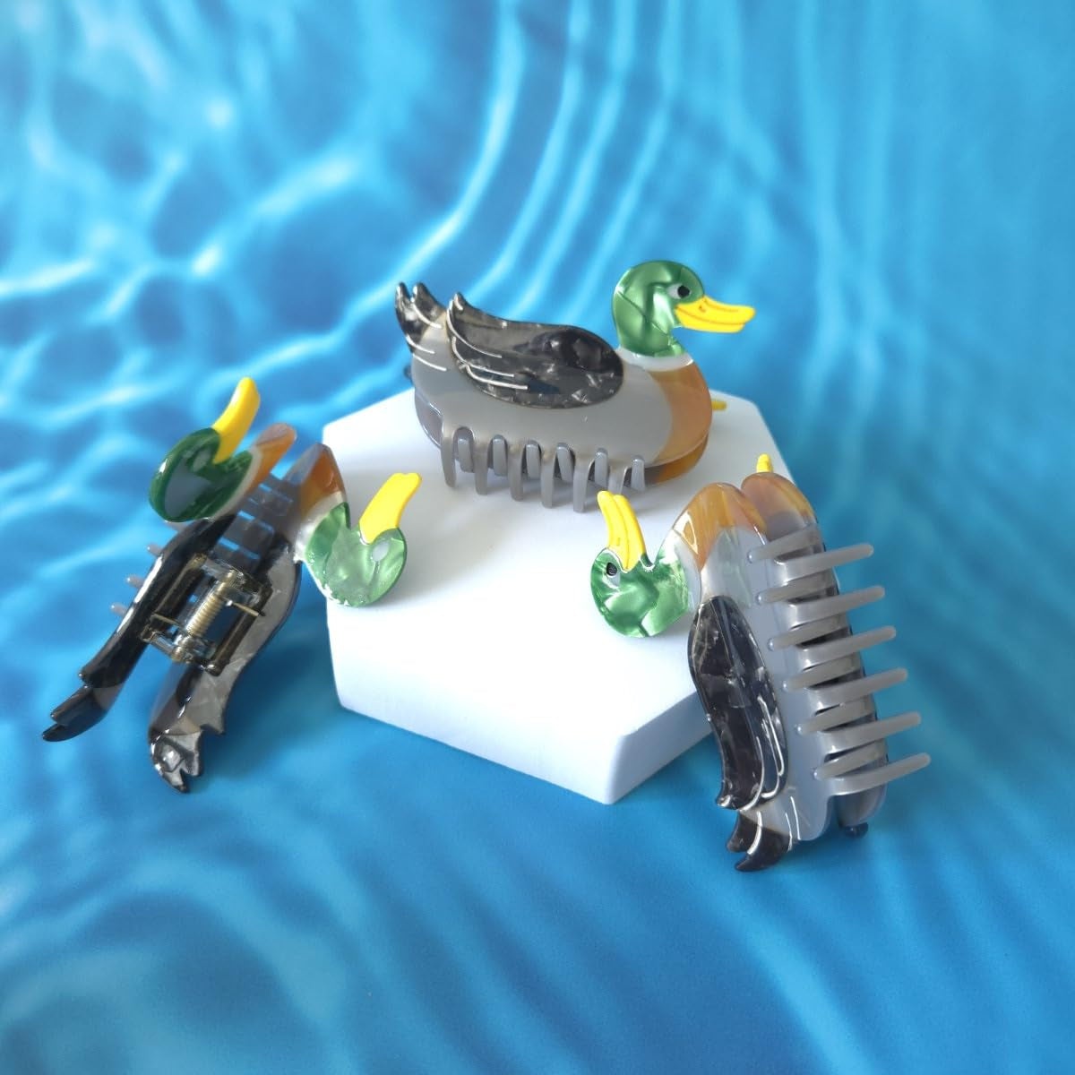 Duck Claw Hair Clips for Women, Big Cellulose Acetate Hair Clips, Non-Slip Hair Claws, Stylish Retro Color Stitching, Perfect Hair Accessories Gift