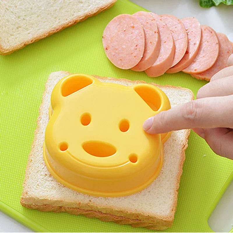 2PCS Sandwich Cutter Mould Set – Cute Bear, Cat, Rabbit & Car Shapes | Kids Bento Bread & Cookie Cutters, Food-Grade Baking Tools for Fun Lunches & Snacks