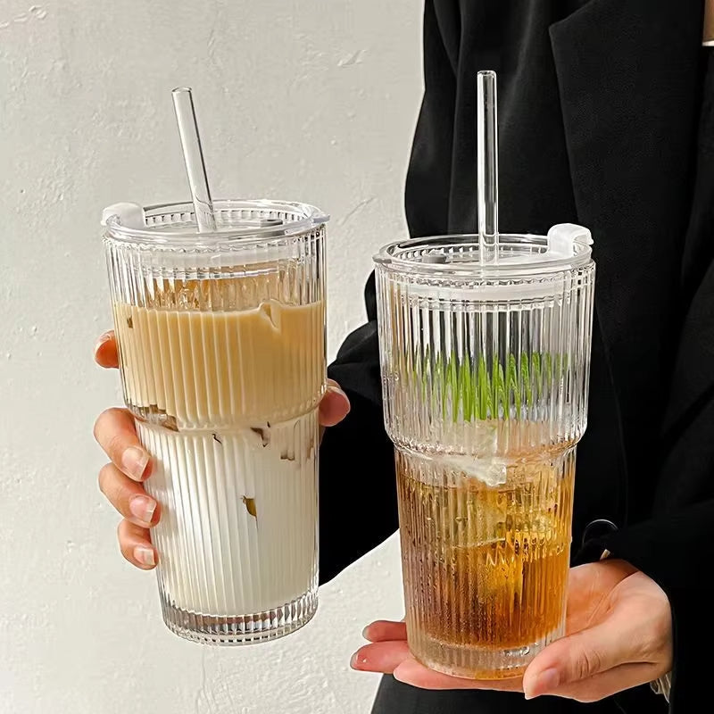 600ML Ribbed Glass Coffee Cup with Lid & Straw – Aesthetic Iced Coffee & Milk Tea Glass | Reusable Transparent Drinking Mug for Home, Office & Travel