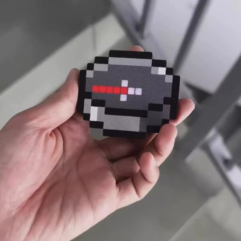 3D Printed Mc Compass Magnetic Game Keychain Pixel Pendant Simple Design Home Decoration Craft Ideal Birthday Festival Gift